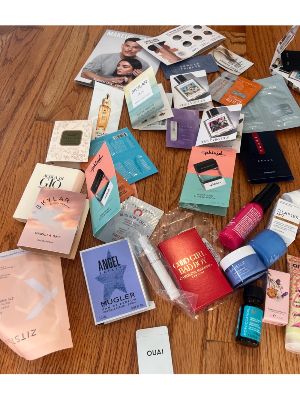 Lot of 50+ deluxe, travel size, makeup, hair and skincare samples - Picture 3 of 5